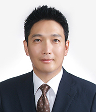 Euk Hwan Kim